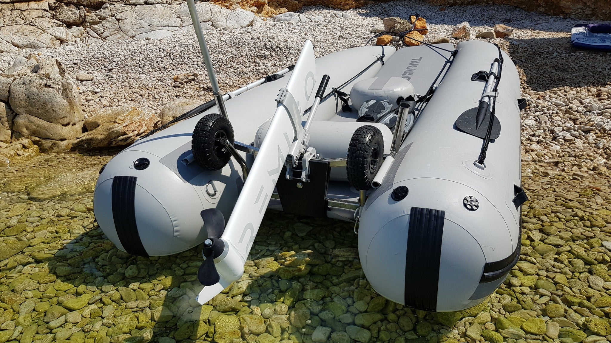 Takacat + REMIGO Electric Motor Package